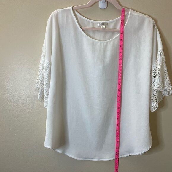 Spense| Medium| flowing| Crotchet knit| Bell sleeve - Picture 2 of 9